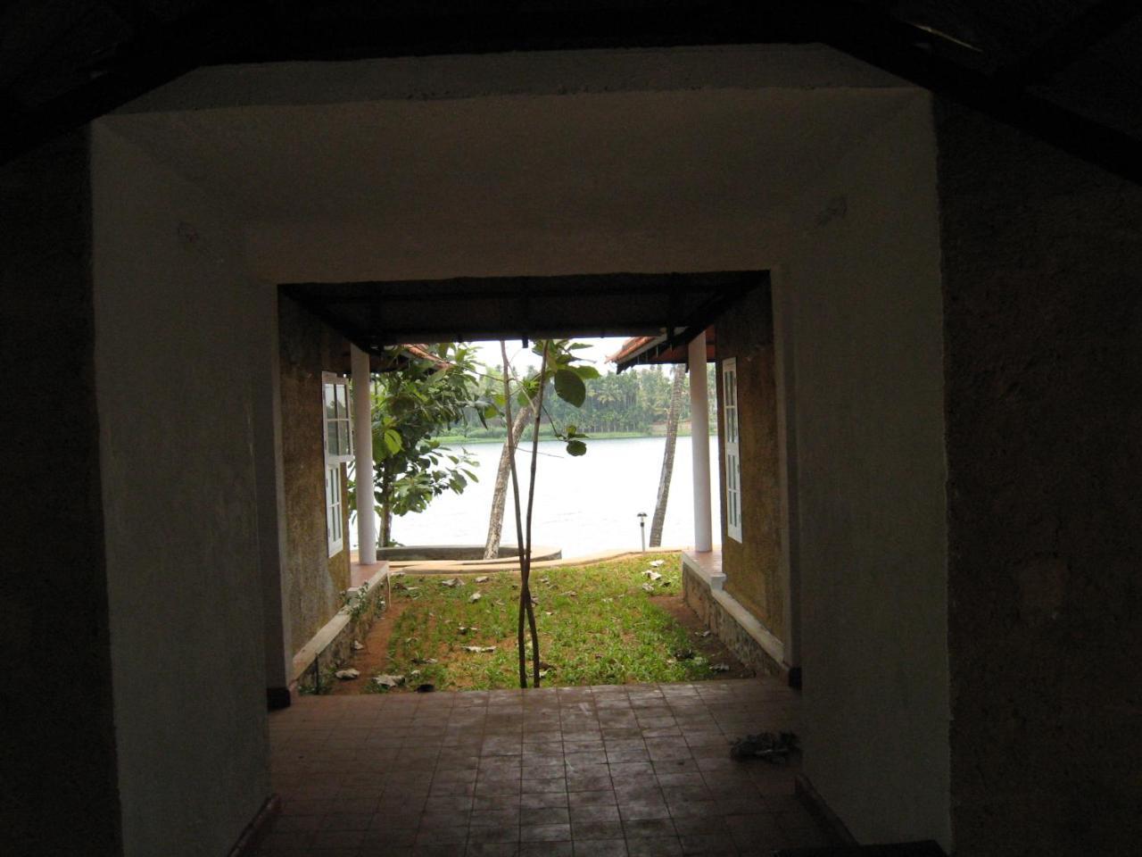 Lazy Gaze Hotel Ernakulam Esterno foto