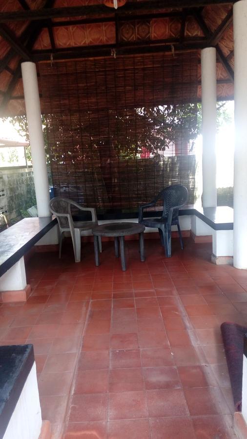 Lazy Gaze Hotel Ernakulam Esterno foto